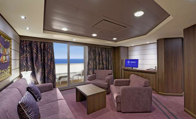Grand suite lounge op de MSC Preziosa