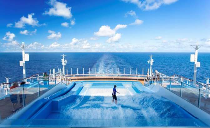 De flowrider op de Harmony of the Seas