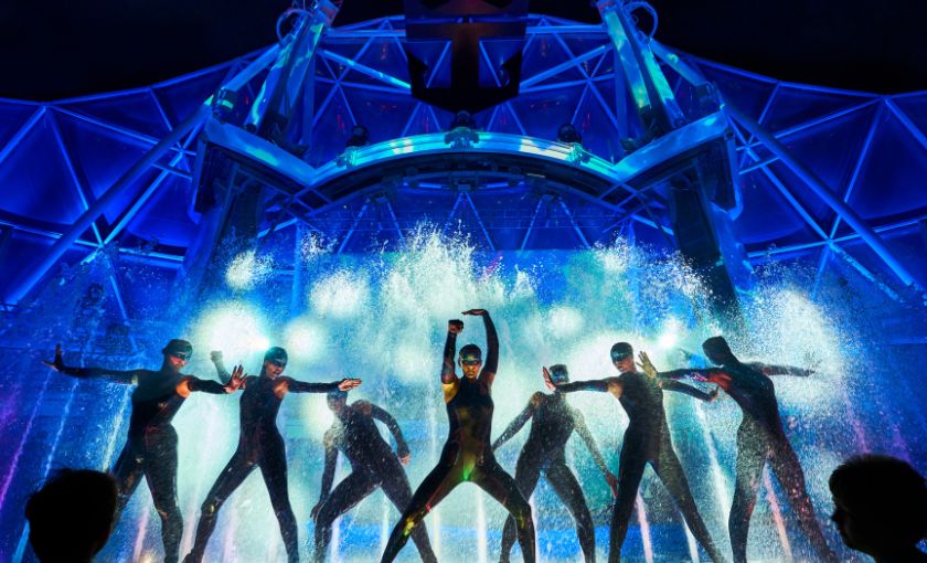 watertheater wonder of the seas royal caribbean