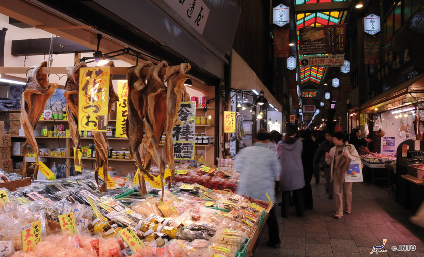 Een nishiki markt in Kyoto